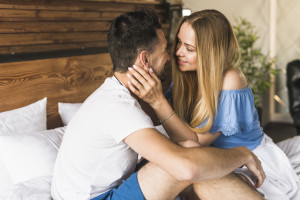 Πώς να μην είναι αμήχανη η «πρώτη φορά» με κάποιον καινούριο