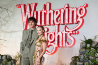 Wuthering Heights: Αυτά τα πέντε red flags μεταμφιέζονται σε δηλώσεις αγάπης στην ταινία