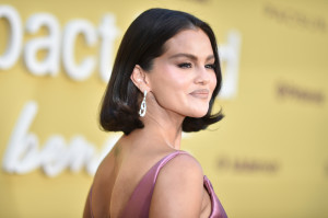 Το “morning after make-up” look της Selena Gomez: Το post-party glow που αντιγράφουμε χωρίς δεύτερη σκέψη