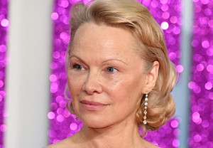 Pamela Anderson: Το νέο της βήμα που αλλάζει τη συζήτηση για την εμμηνόπαυση