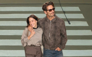 Γιώργος Καράβας: Μία που πόζαρε με το δερμάτινο, μία που το έφαγε ο σκύλος αλλά ο τρόπος που τον μαλώνει είναι επικός!