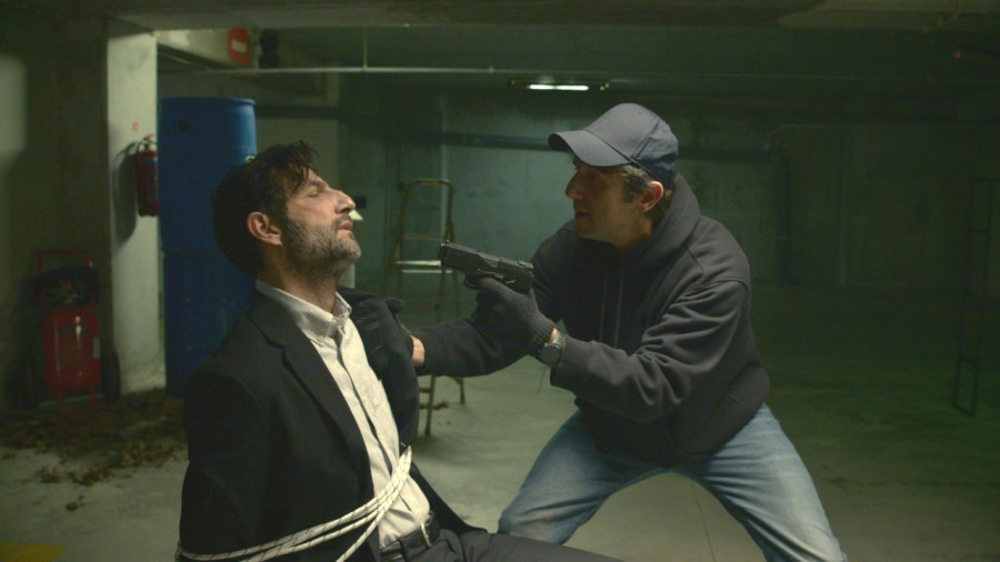 IQ 160: Ο Αργύρης πέφτει θύμα απαγωγής και όλοι ψάχνουν να τον βρουν