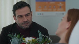 Μια νύχτα μόνο: Ο Σταύρος δεν μπορεί να διαχειριστεί τις ενοχές του