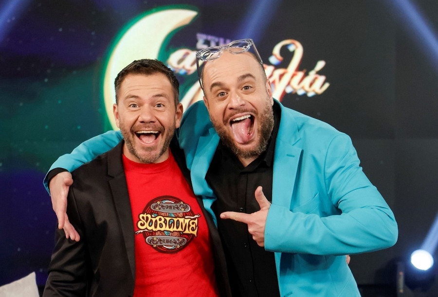 Στην αγκαλιά του Φάνη: Ευτύχης Μπλέτσας και Σάκης Τανιμανίδης &quot;ταξιδεύουν&quot; με τον Φάνη Λαμπρόπουλο