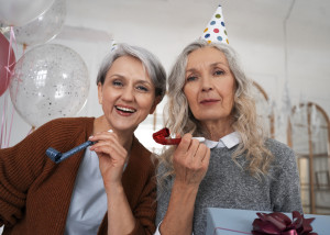 Grandma Showers: Η μόδα για την οποία μιλούν όλοι (και προβληματίζονται)