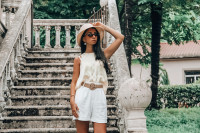 6 outfits που θα αναβαθμίσουν το καλοκαιρινό σου city look (και δεν χρειάζονται πολύ styling)