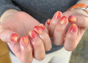 Fruit peel manicure: Τα korean νύχια που δεν ξέρεις αν πρέπει να τα δείξεις ή να τα... δαγκώσεις!