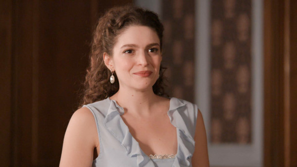 Grand Hotel: Η Αλίκη αποφασίζει να φύγει από την Ελλάδα για να προστατεύσει το μυστικό της