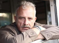 Πασχάλης Τσαρούχας - Μπλε ώρες: Έδωσε το καλύτερο spoiler για τη σειρά - Τι ζήτησε από τη Βάνα Δημητρίου για τον ρόλο του;
