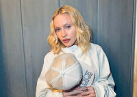 Madonna: Το όνειρο ζωής που έγινε πραγματικότητα στα 67α γενέθλιά της και μια τούρτα (οριακά) ίσα με το μπόι της