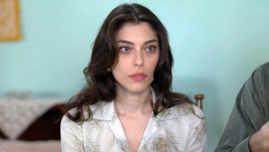 Ηλέκτρα: Η Ουρανία αρχίζει και υποψιάζεται όλο και περισσότερο πως κάτι δεν πάει καλά με τη Φιόνα