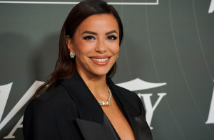Η Eva Longoria εξηγεί σε βίντεο πώς ετοιμάζει σαρδέλες και η συνταγή της είναι πανεύκολη!