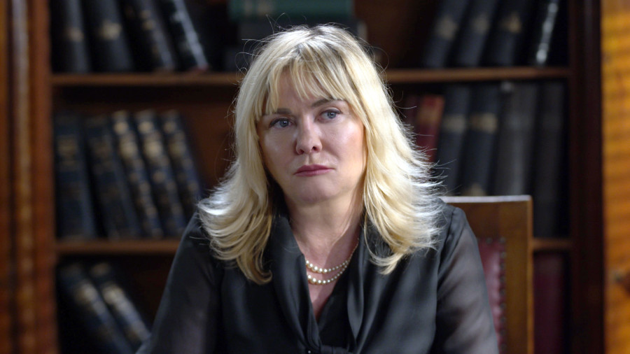 Ηλέκτρα: Ο Νικόλας βγαίνει από το ψυχιατρείο και η Φιόνα φοβάται για τη ζωή της