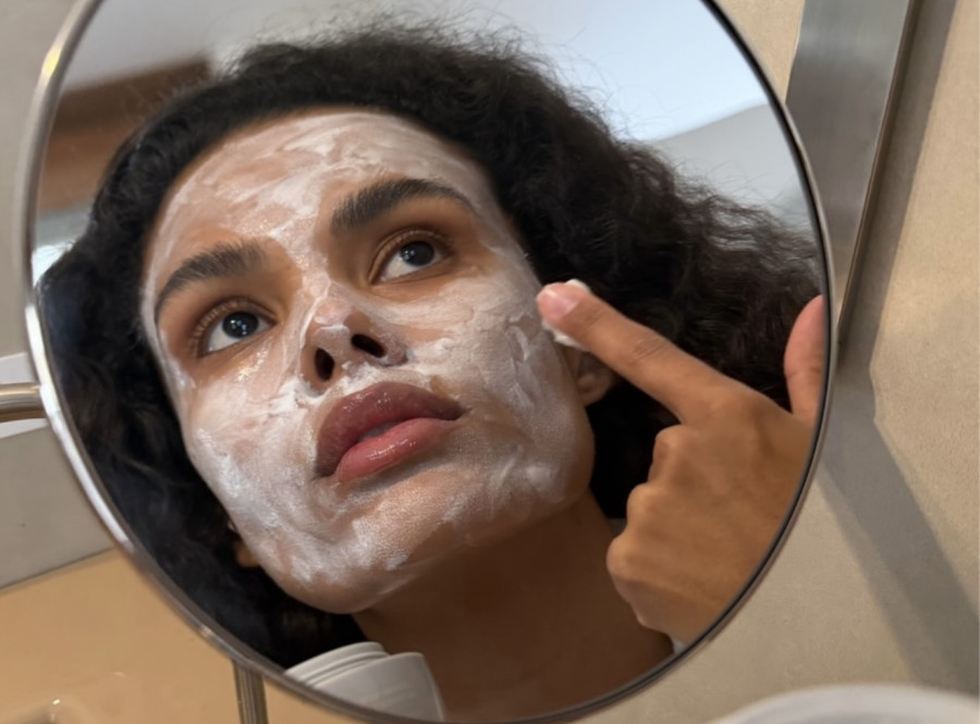 New skincare step: Γιατί τα serum σε μορφή stick είναι η νέα εμμονή της ομορφιάς