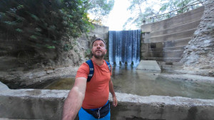 Happy Traveller: Μια μαγική εκπομπή στην πανέμορφη Τήλο