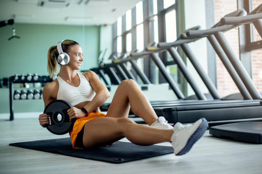 «Gym anxiety»: Ο λόγος που πολλοί φοβούνται ακόμα να πάνε γυμναστήριο