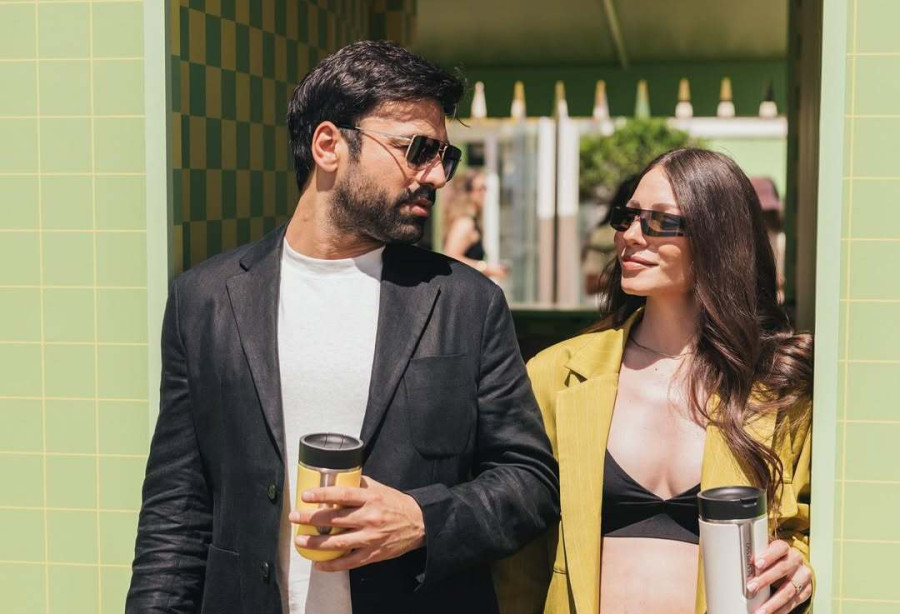 Γεωργίου - Χριστοδούλου: Η κόρη τους έγινε δύο μηνών και γιόρτασαν τη μέρα με μια τρυφερή βόλτα στην Αθήνα