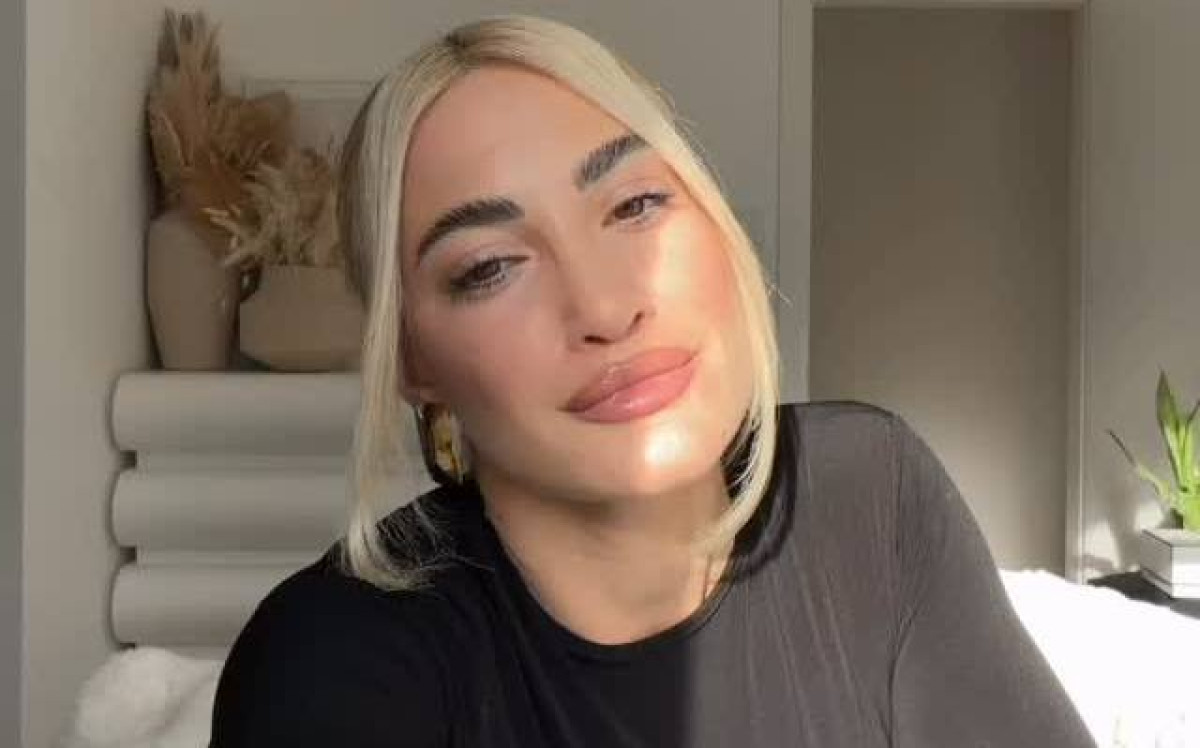 Ιωάννα Τούνη: Έκανε την πιο άχρηστη -για την ίδια- αγορά και...γλεντάει μόνη της τον εαυτό της για την γκάφα