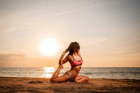 Διακοπές και γυμναστική πάνε μαζί; Ιδού το beach workout που δε μοιάζει με τιμωρία
