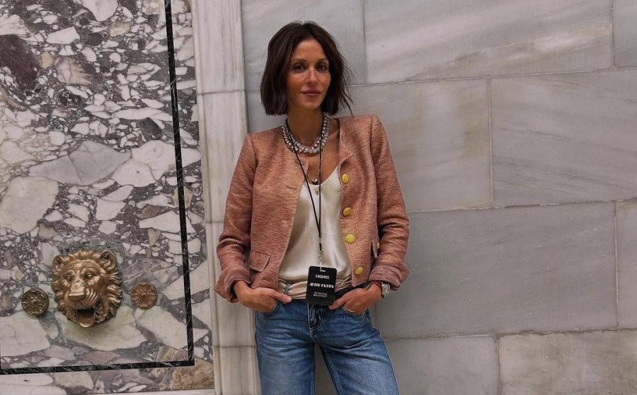 Το κατά Σοφία Καρβέλα layering του φθινοπώρου: 3 προτάσεις για να σετάρεις τα ρούχα σου