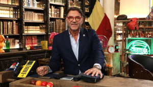 Αγανάκτησε ο Γιώργος Τσαγκαράκης! «Ενδέχεται να αποσυρθώ από τη δημοπρασία των κοσμημάτων της Ζωής Λάσκαρη διότι...»