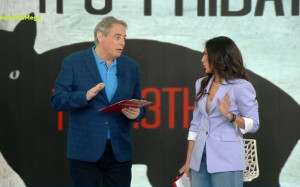 Χασαπόπουλος: Είδε τις μαύρες γάτες και φρίκαρε. H παλιά φωτό που ίσως τον κάνει να αλλάξει γνώμη