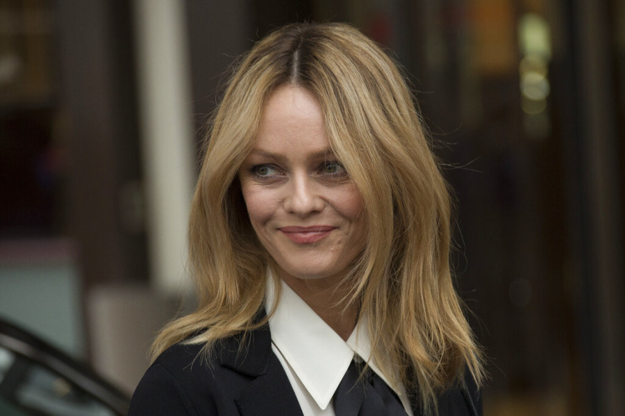 Η Βανέσα Παραντί μιλά για τα παιδιά της Τζακ και Λίλι-Ρόουζ Ντεπ: «Τα θαυμάζω και τα δύο πάρα πολύ»