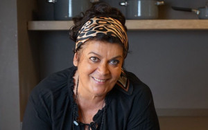 Εκμεκτσίογλου: Μετά από 26 μέρες νοσηλείας άναψε ξανά φούρνο στο σπίτι της και η χαρά ξεχείλισε