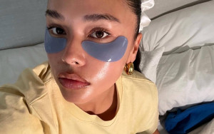 Αυτό είναι το λάθος που κάνουμε όλοι και καταστρέφει τη λάμψη μας στις γιορτές