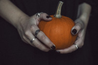 Trick or treat; Mια κινηματογραφική ιδέα για να γιορτάσεις το Halloween στα... νύχια σου!