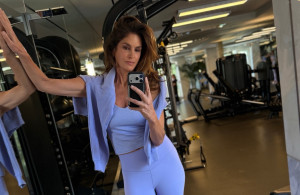 Κολάν μετά τα 50; Κάν'το όπως η Cindy Crawford!