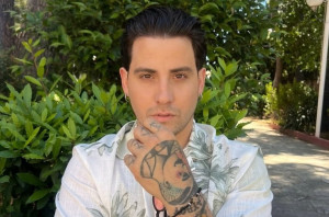 Αναστάσιος Ράμμος - Έφη Σακελλάρη: Η κόρη τους σαράντισε και την πήγαν βόλτα στο πιο ειδυλλιακό πάρκο