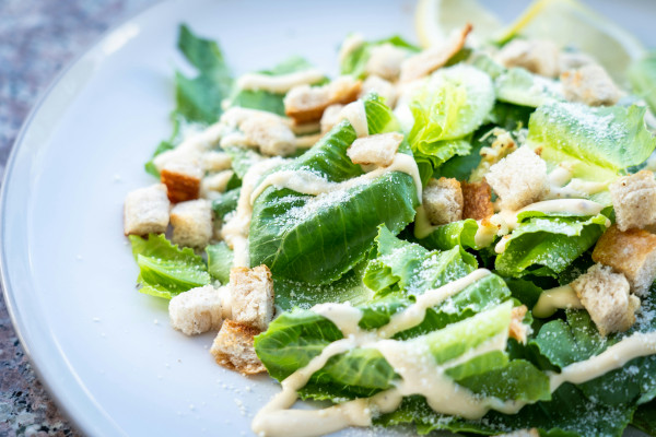 Αυτή η Caesar's με σαρδέλες είναι ακόμα πιο high-protein και πρέπει να τη δοκιμάσεις
