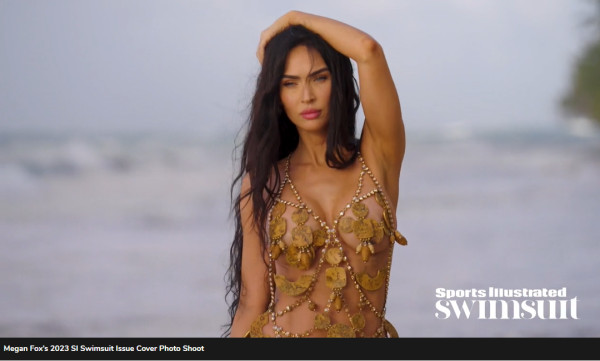 H Megan Fox φορώντας Celia Kritharioti στο εξώφυλλο του περιοδικού Sports Illustrated