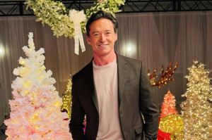 Χιου Τζάκμαν: H πιο OMG στιγμή του - Το δώρο από το μουσικό του ίνδαλμα που τον άφησε με το στόμα ανοιχτό