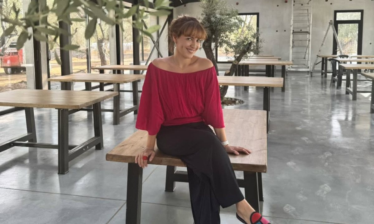 Υρώ Λούπη: Αντί για εορταστικό post, μας έδειξε το ανυπέρβλητο makeover που έκανε σε συρταριέρα που βρήκε στα σκουπίδια