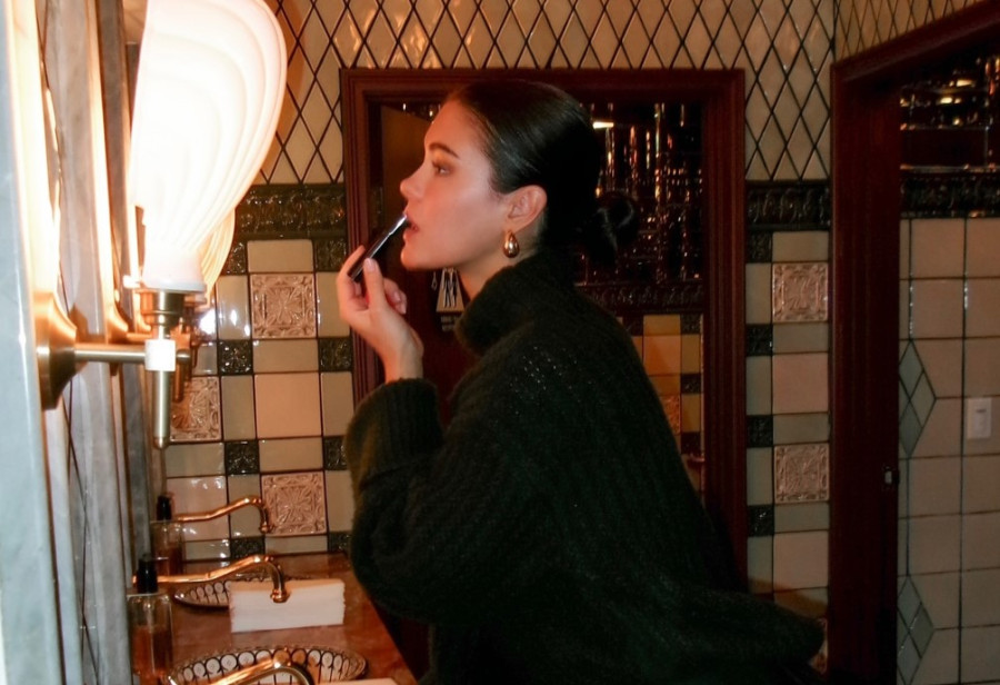 Το καφέ κραγιόν είναι το απρόσμενο χειμερινό χρώμα που δεν μπορούμε να αποχωριστούμε!