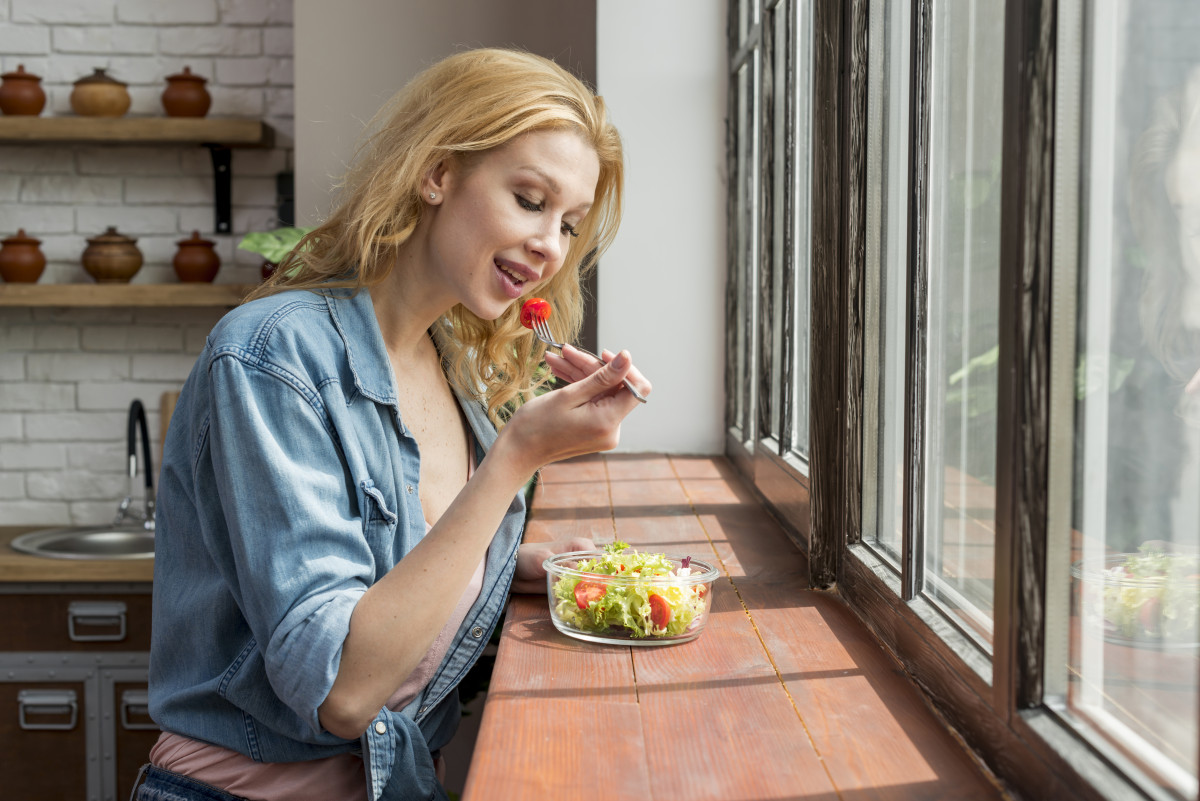 Το έντονο αίσθημα πείνας στο κρύο είναι απόλυτα φυσιολογικό σύμφωνα με την επιστήμη — Να πώς να το ρυθμίσετε