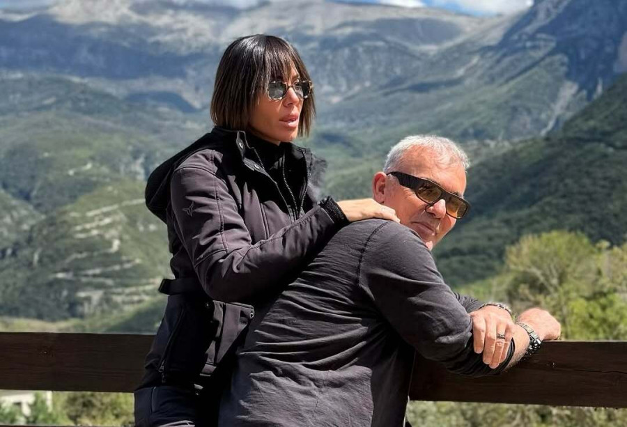 Λελέ Γκόφα: 8 χρόνια γάμου με τον Στέλιο Ρόκκο και η ατάκα «πόσο βαρετό ακούγεται» που θα γίνει viral