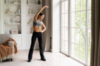 Η 10λεπτη ρουτίνα stretching που απομακρύνει όλο το στρες της δουλειάς