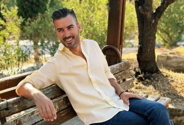 Γιάννης Τσιμιτσέλης: Ο Γολγοθάς της επιστροφής του από το Βέλγιο. Τι είπε live στο «Όπου Υπάρχει Ελλάδα»