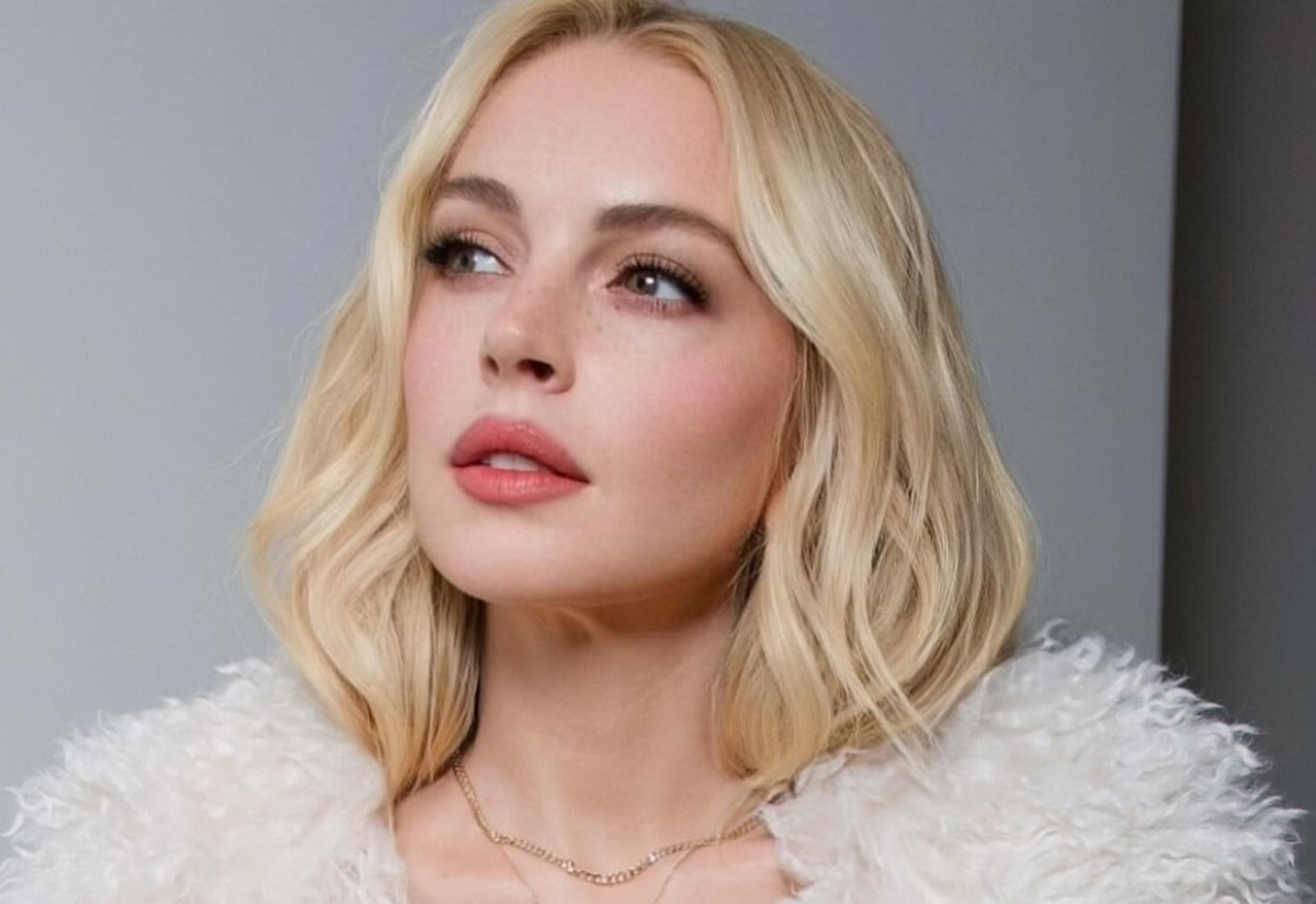 Χωρίς μακιγιάζ, η Lindsay Lohan αποκαλύπτει το παρασκήνιο του workout routine της