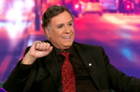 Χάρης Ρώμας: Οι... τραγουδιστάδες που του θυμίζουν τον Κατακουζηνό και οι πιτζάμες που πρέπει να σκίζονται σε μια σχέση!