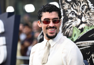 Met Gala 2026: Ο Bad Bunny γέρασε (κυριολεκτικά) πριν την ώρα του και έγινε αγνώριστος σαν… παππούς