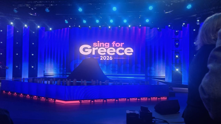 Sing for Greece: Λίγο πριν ξεκινήσει ο Α' Ημιτελικός δείτε τι γίνεται στο venue και τι είπαν οι παρουσιαστές - Αποκλειστικό