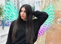 Helen Mazlou: H TikToker και Influencer που έγινε μοναχή Υπομονή (κι έκανε το account της Επιστροφή στον Χριστό)