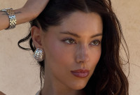 Rich Girl Skin: Η πρωινή ρουτίνα περιποίησης που «φωνάζει» πολυτέλεια