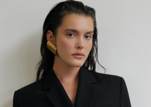 Nose contour: Πώς θα κάνεις την μύτη να δείχνει πιο λεπτή με μόνο ένα προϊόν που έχεις στο νεσεσέρ σου
