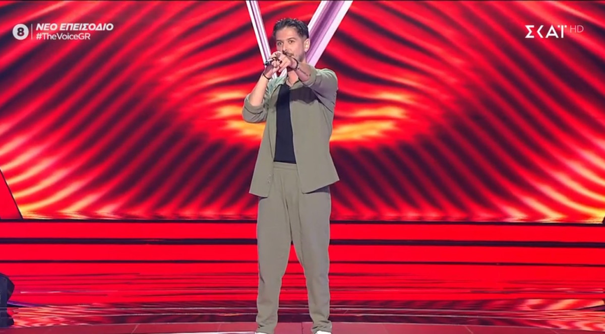 The Voice: Ο Μυτιληνιός που έριξε... χυλόπιτα στην Έλενα Παπαρίζου - «Μόνο εδώ θα μπορούσα»