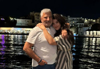 Ο Γιώργος Πατούλης, η Νάνσυ Κοιλού και ο μικρός Νικόλας στις πρώτες διακοπές τους… με πάνες και πιπίλες!